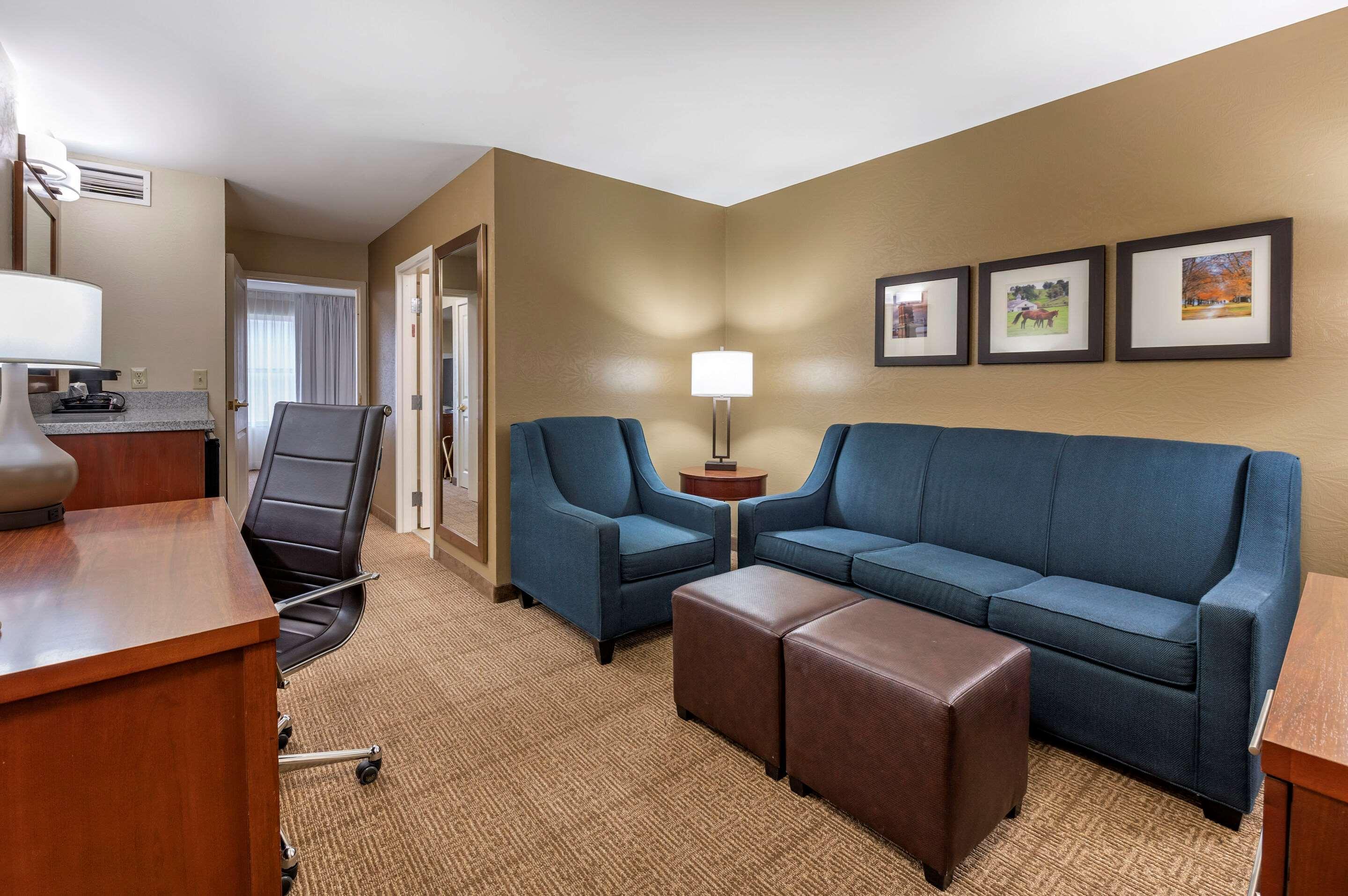 Comfort Inn & Suites Northern Kentucky Wilder Dış mekan fotoğraf