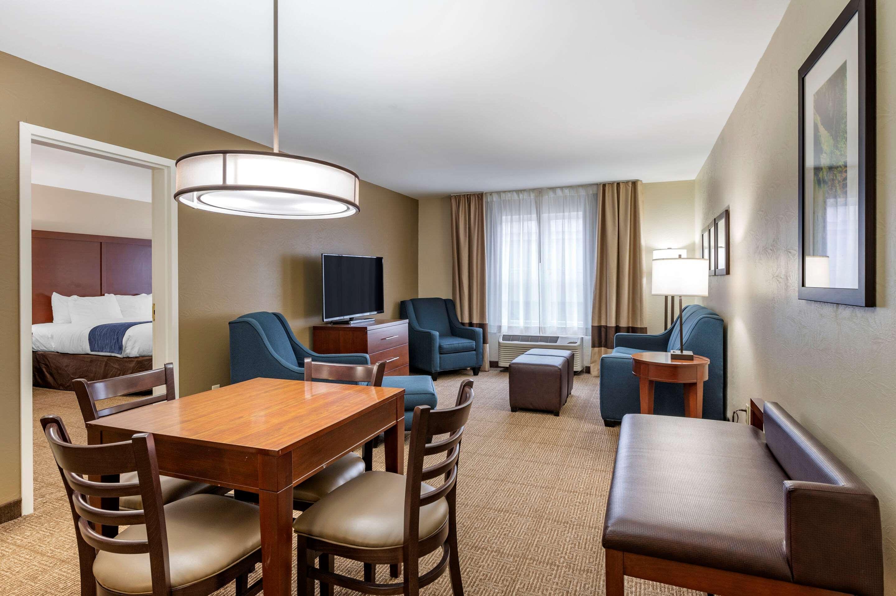Comfort Inn & Suites Northern Kentucky Wilder Dış mekan fotoğraf