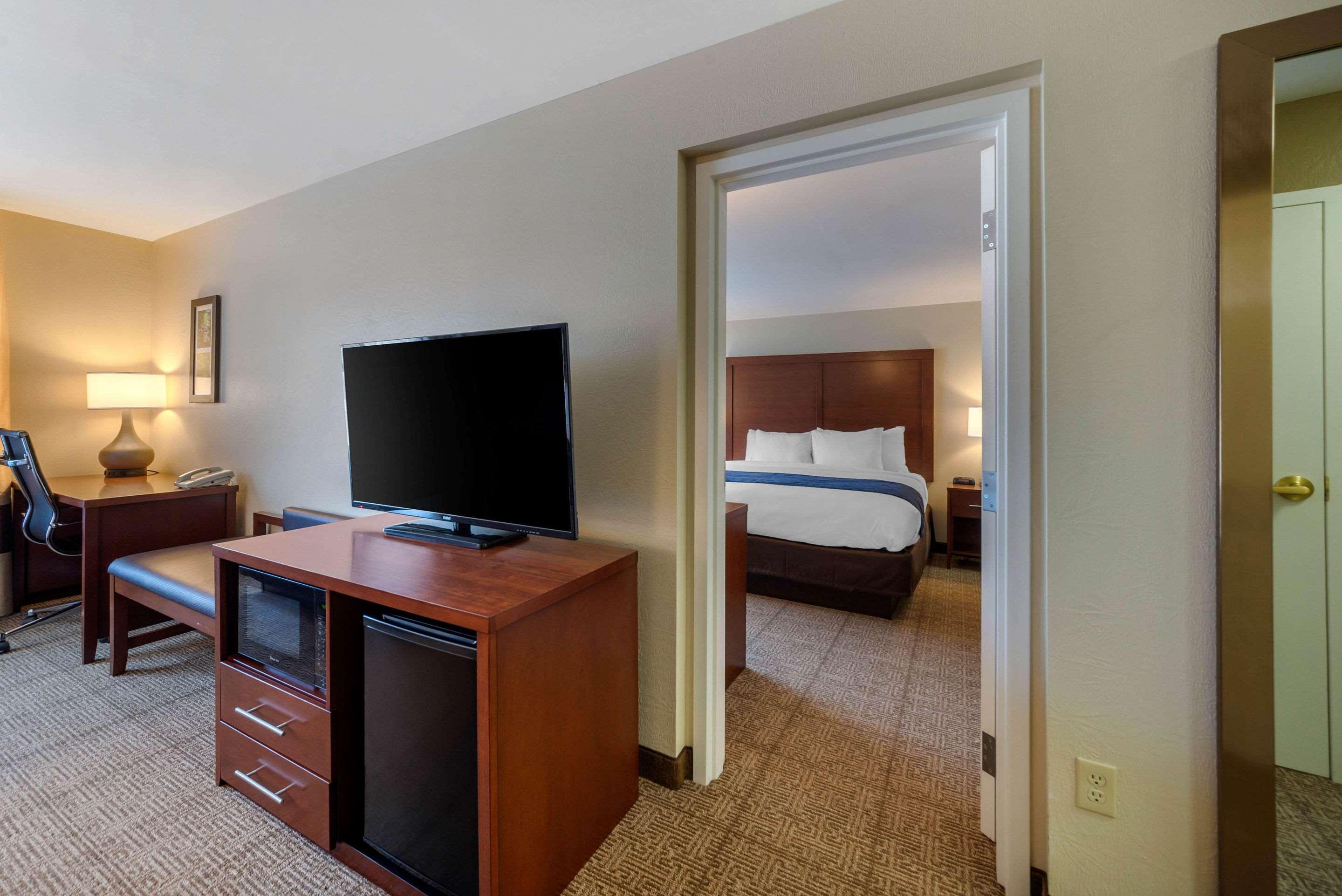 Comfort Inn & Suites Northern Kentucky Wilder Dış mekan fotoğraf
